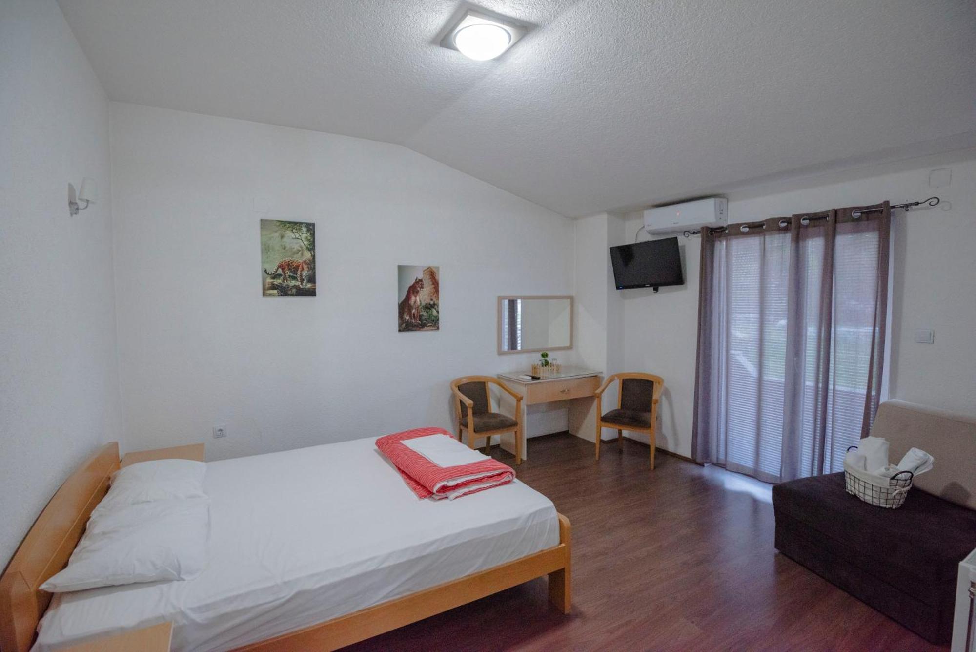 Hotel Kiko Bitola Exterior photo